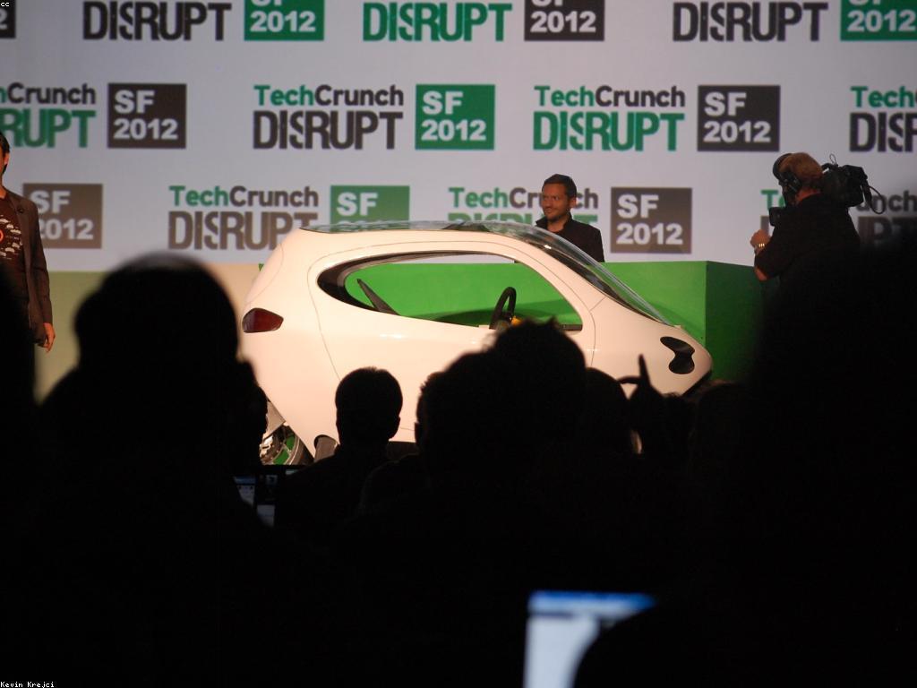 បច្ចេកទេសម៉ូតូមត្រី: ស្វែងយល់អំពីបច្ចេកវិទ្យា និងការអភិវឌ្ឍន៍